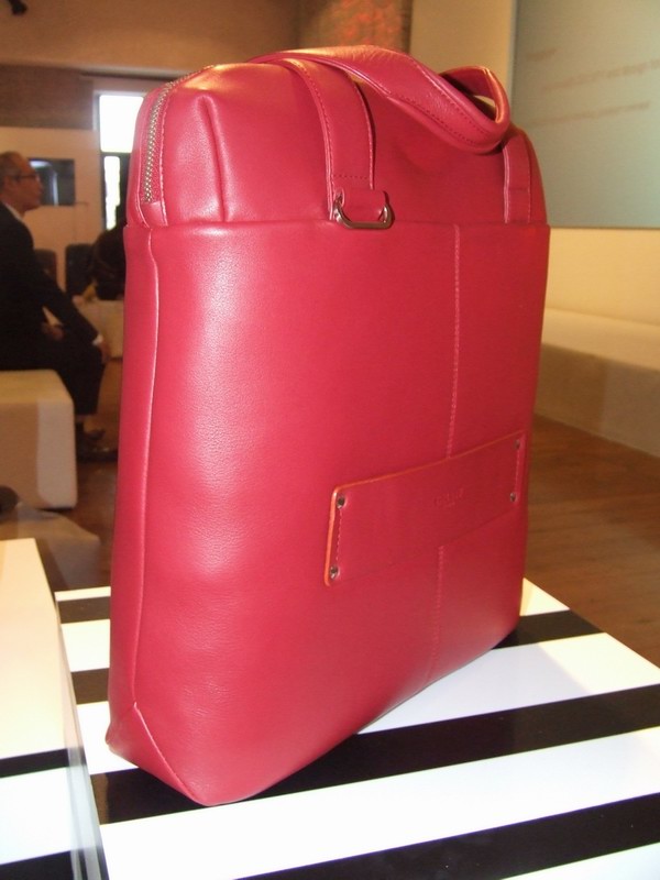 法國標志性箱包品牌DELSEY，4月9日在上海呈獻其2015年新品